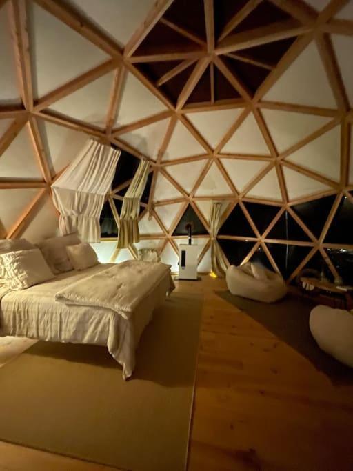 Dome Insolite Lichen Jacuzzi Et Petits-Dejeuners Inclus Gondrin ภายนอก รูปภาพ